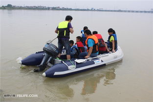 六一儿童节，婺江上的欢乐启航 3.8米橡皮艇与派尼尔船外机的亲子初体验