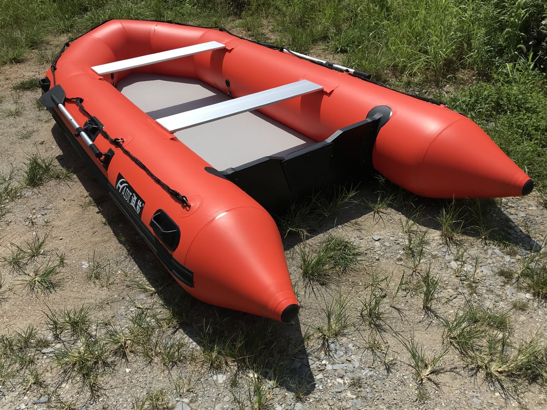 全览橡皮艇 从休闲到救援的多样形态与应用场景